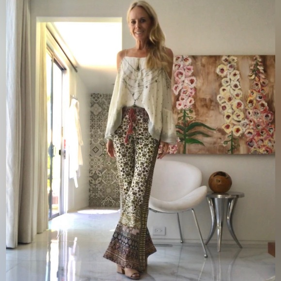 🌸 Camilla Soul Sisters Cordroy Stretch Flared Trouser Small - Picture 12 of 13